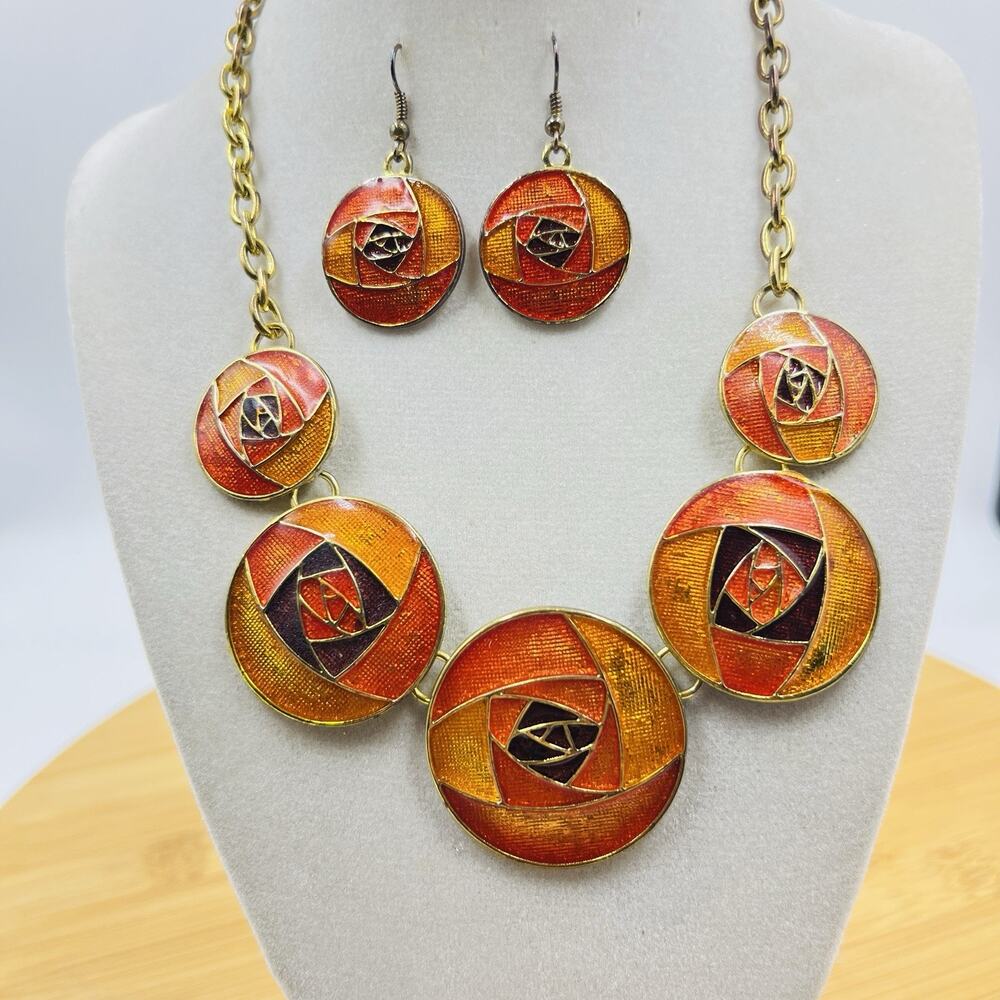 Gold Tone Orange Enamel Disc Necklace Earring Set Abstract Summer Cruise 80s?